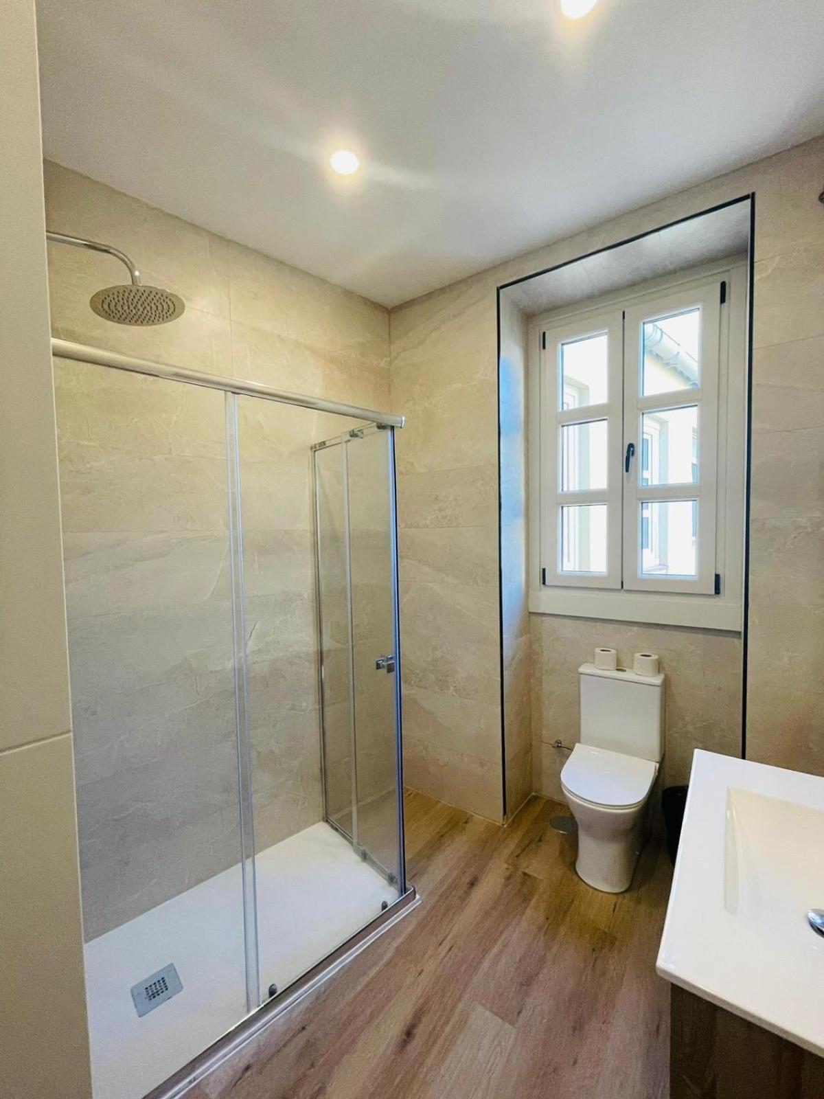 Suites Larios Rooms Малага Экстерьер фото