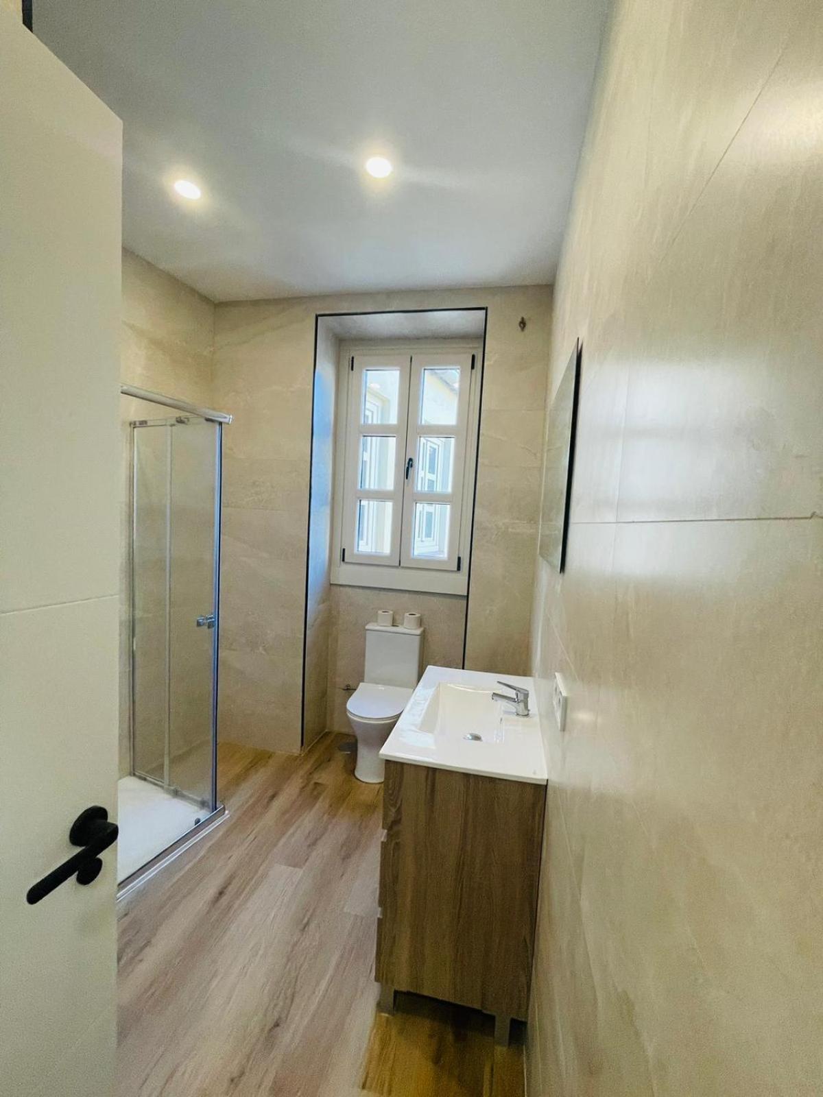 Suites Larios Rooms Малага Экстерьер фото