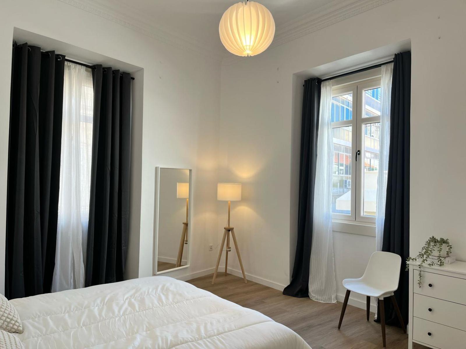 Suites Larios Rooms Малага Экстерьер фото