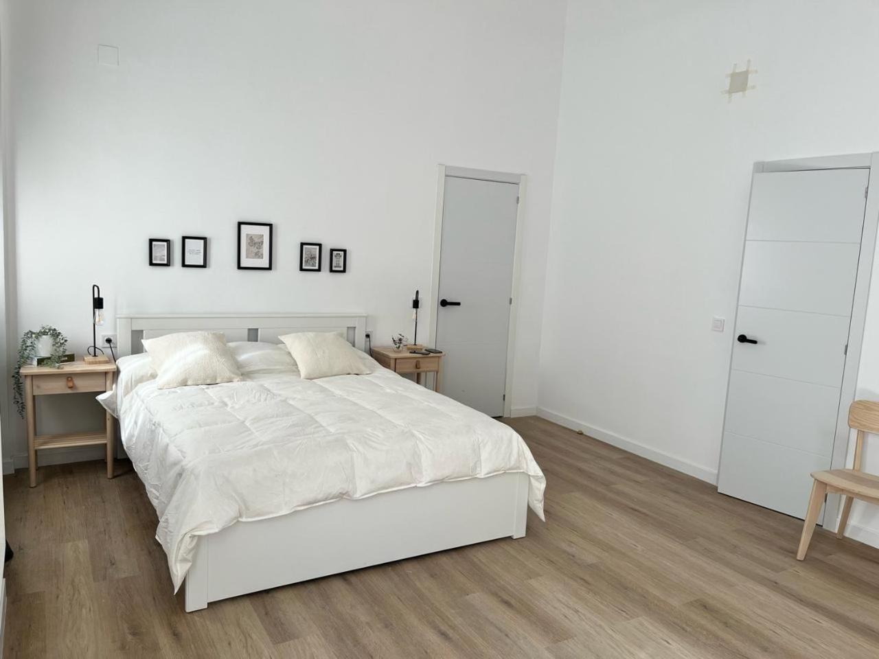 Suites Larios Rooms Малага Экстерьер фото